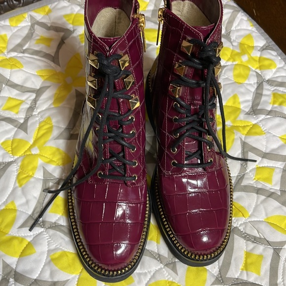 Michael Kors Haskell Crocodile Embossed Leather Combat Boot Size 5M New - Picture 11 of 13